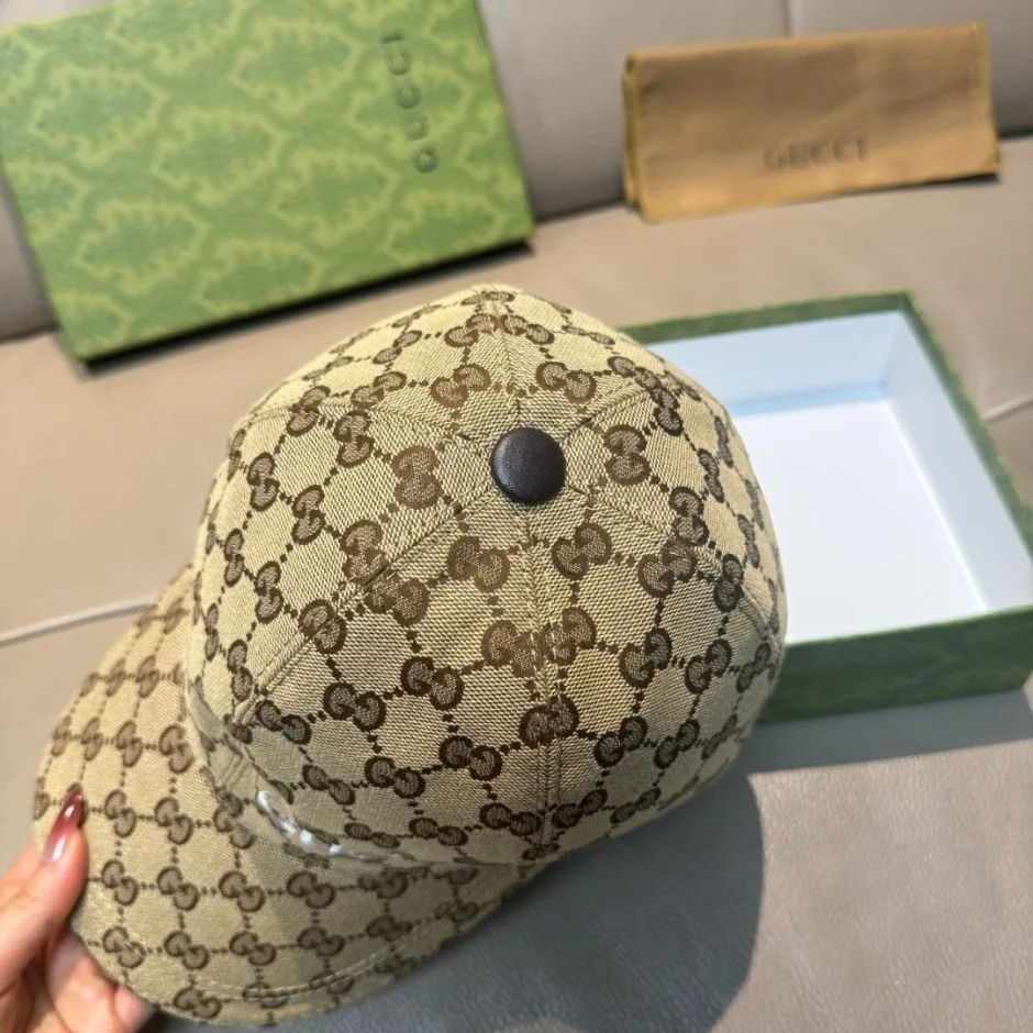 ユニセックス グッチ キャップ 偽物 GGキャンバス ロゴ刺繍 ベース